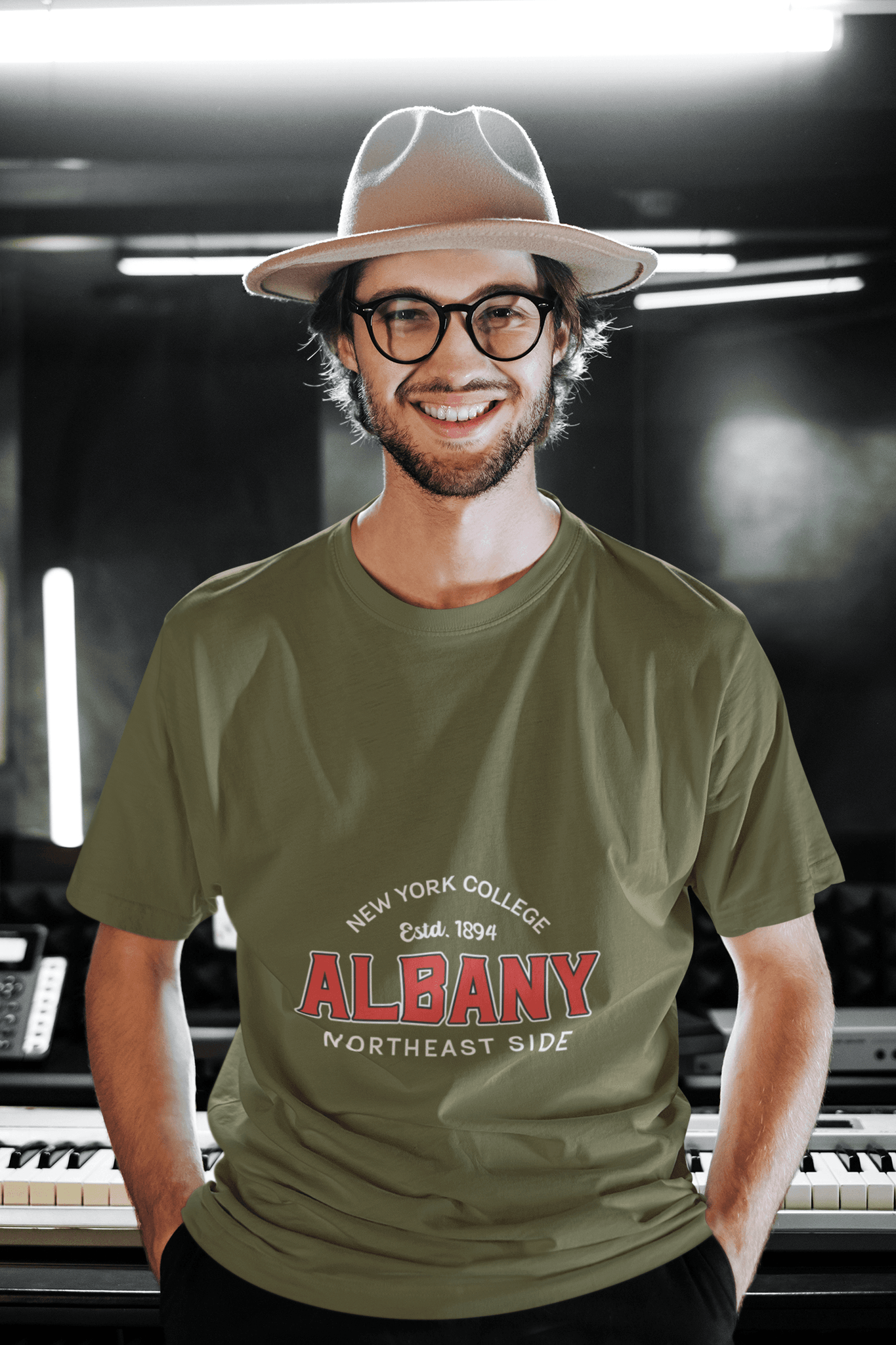 Albany Men's Oversized T-shirt - Lyssian