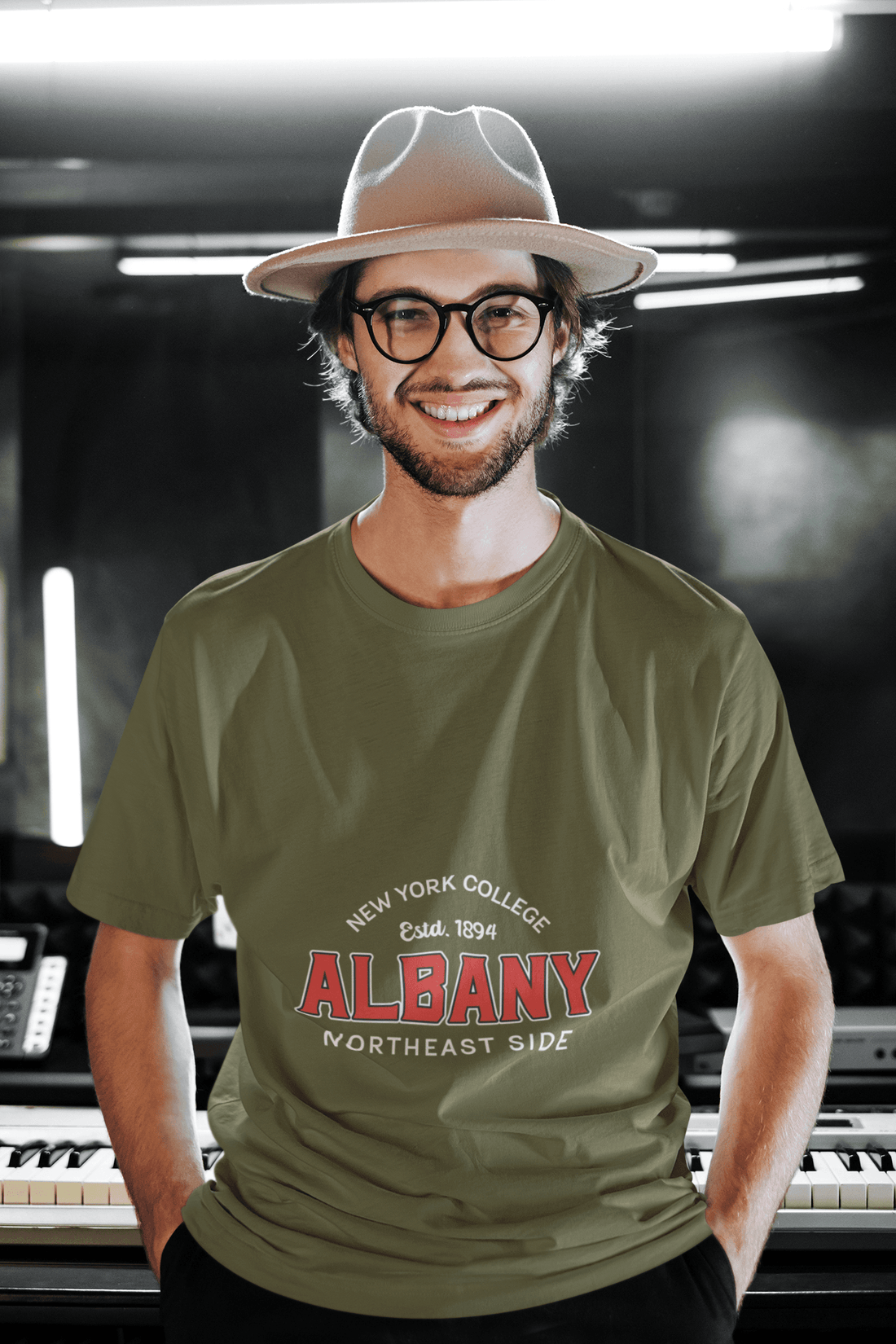 Albany Men's Oversized T-shirt - Lyssian