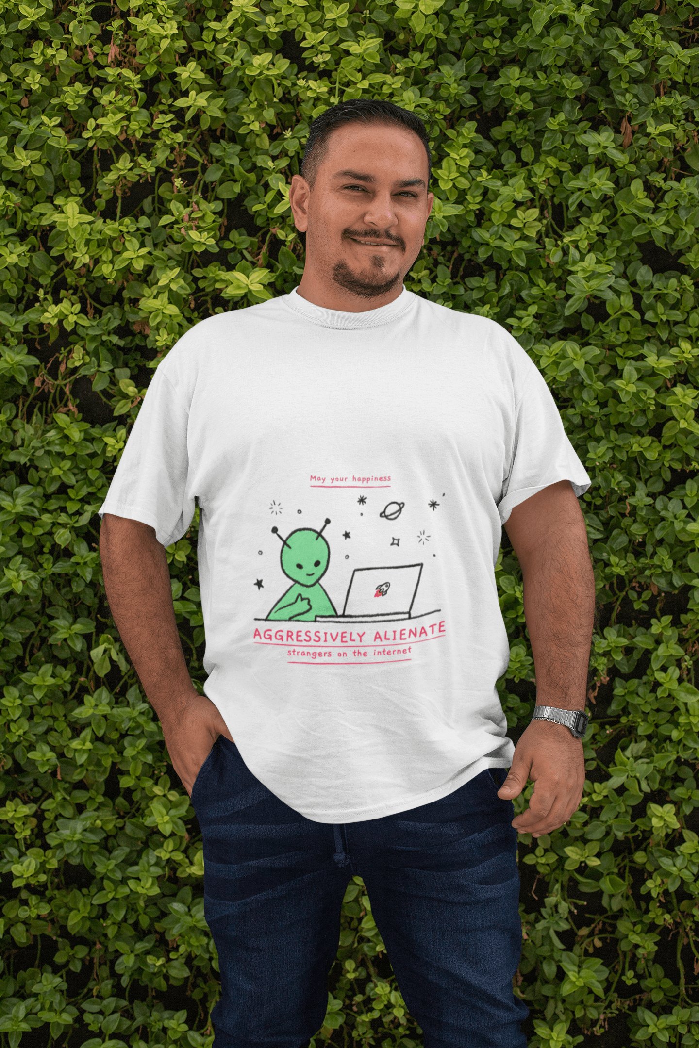 Alienate Men's Plus Size T-shirt - Lyssian