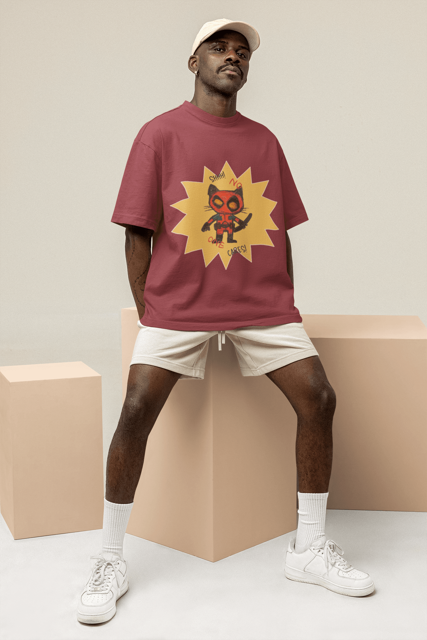 Deadpool Men's Oversized T-shirt - Lyssian