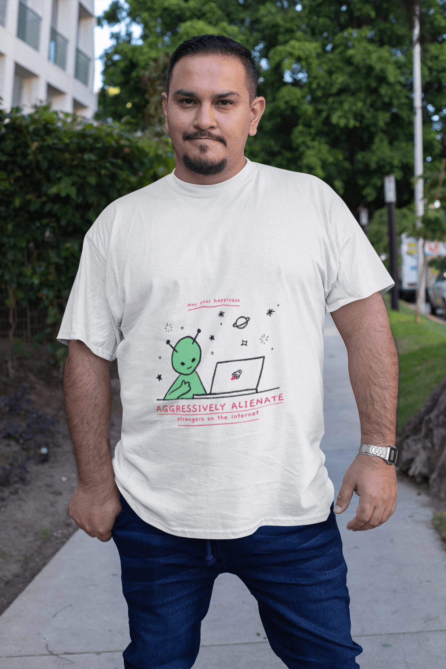 Alienate Men's Plus Size T-shirt - Lyssian