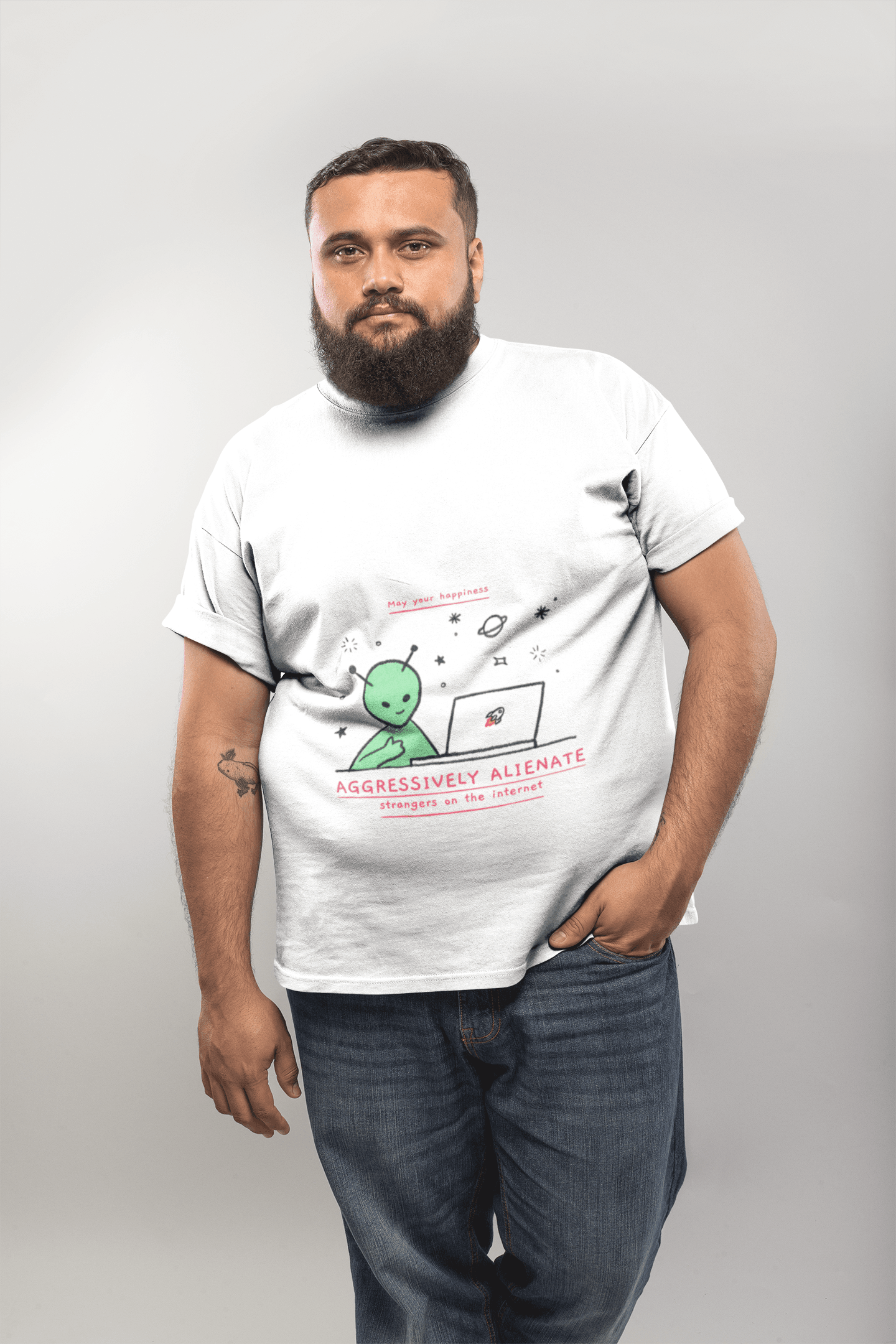 Alienate Men's Plus Size T-shirt - Lyssian