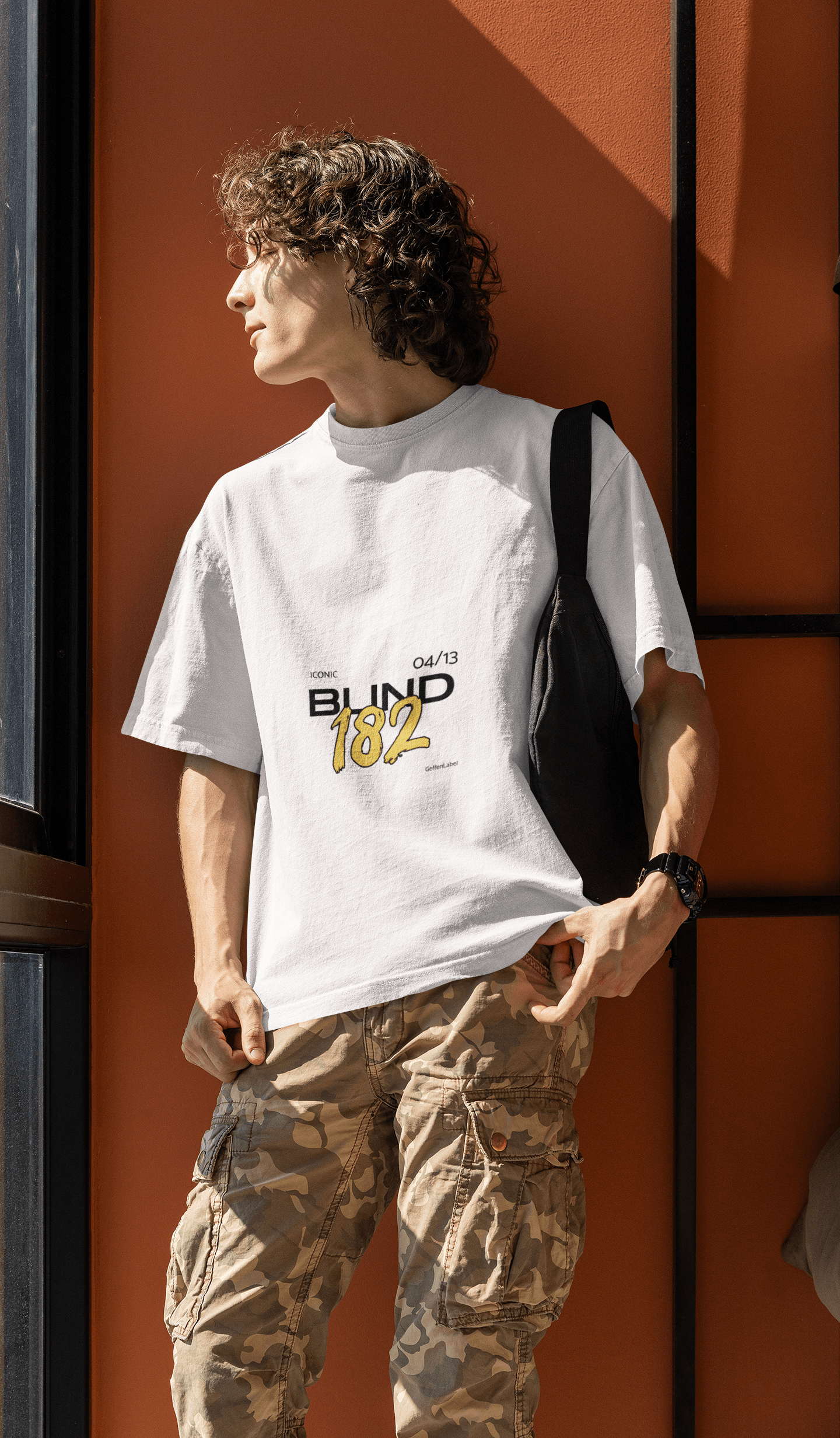 182 Men's Oversized T-shirt - Lyssian