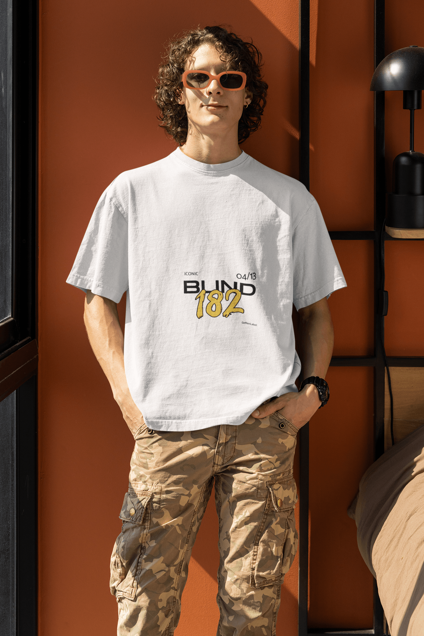 182 Men's Oversized T-shirt - Lyssian