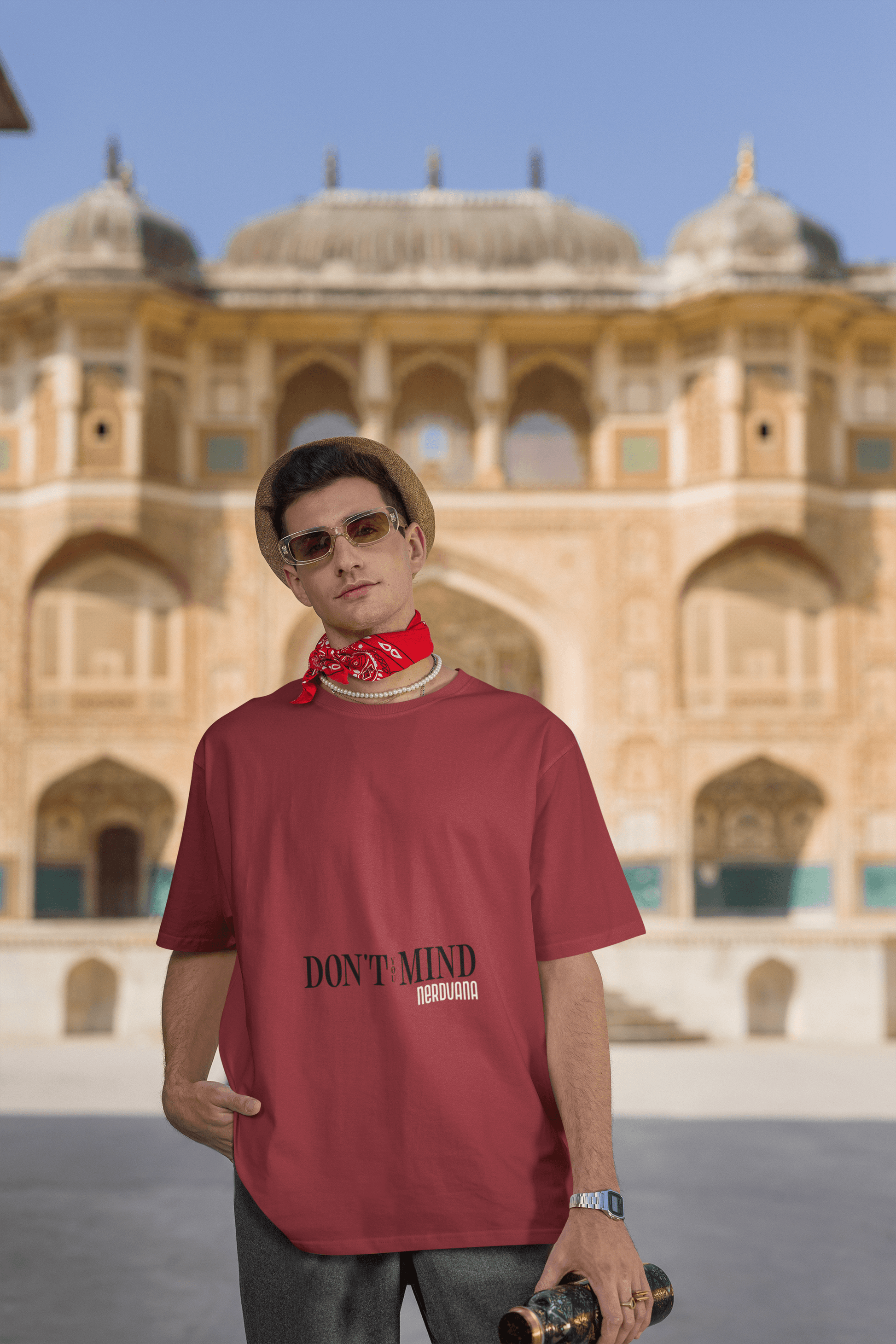 Don't Mind Men's Oversized T-shirt - Lyssian