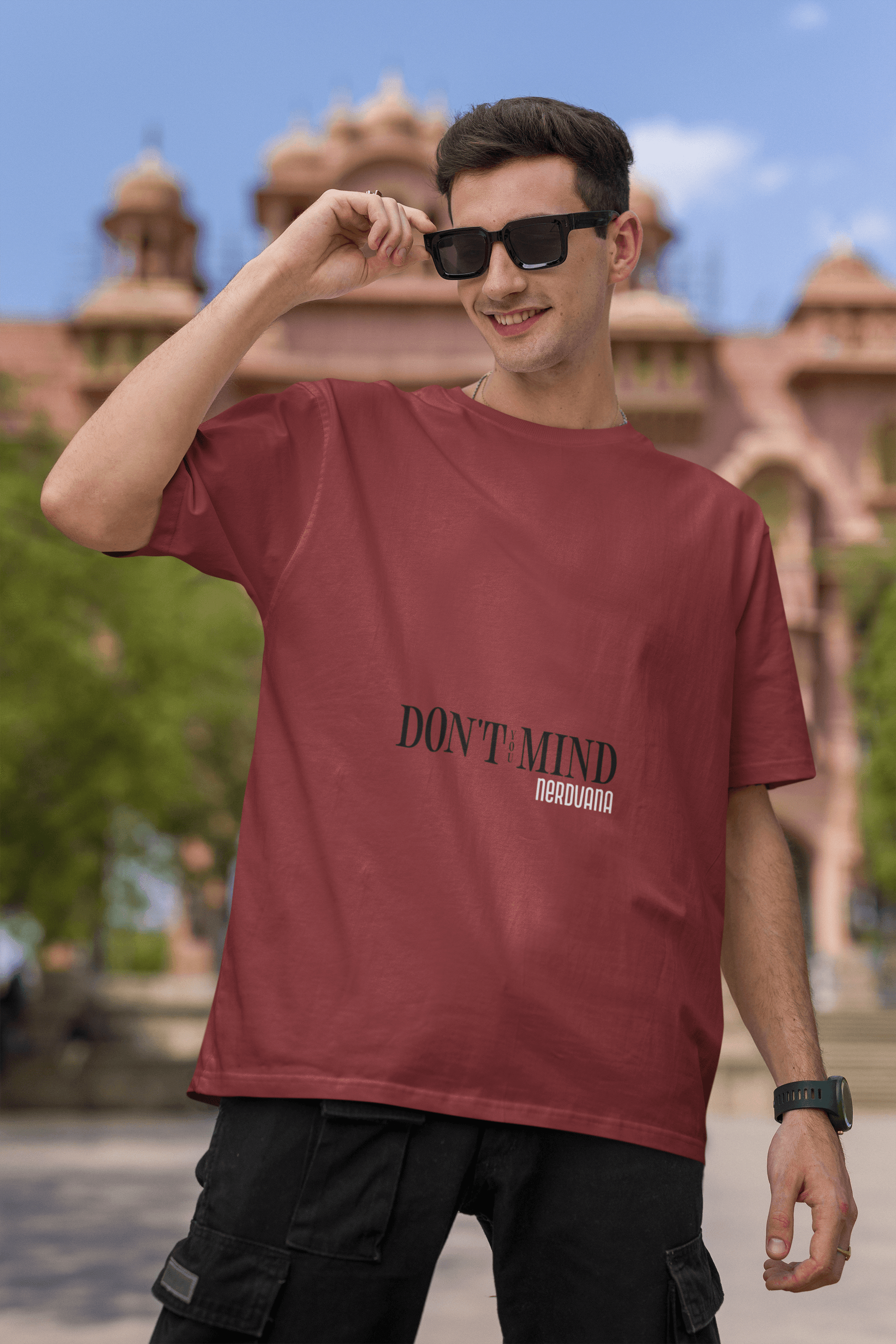 Don't Mind Men's Oversized T-shirt - Lyssian