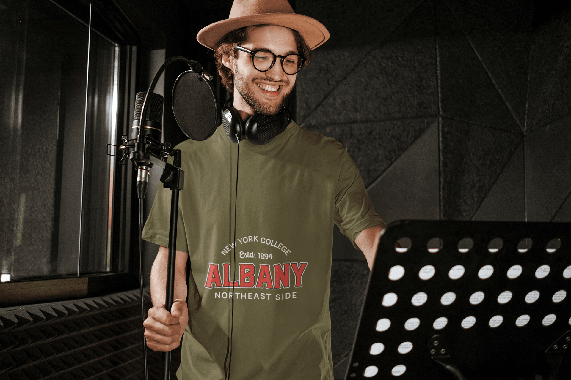 Albany Men's Oversized T-shirt - Lyssian